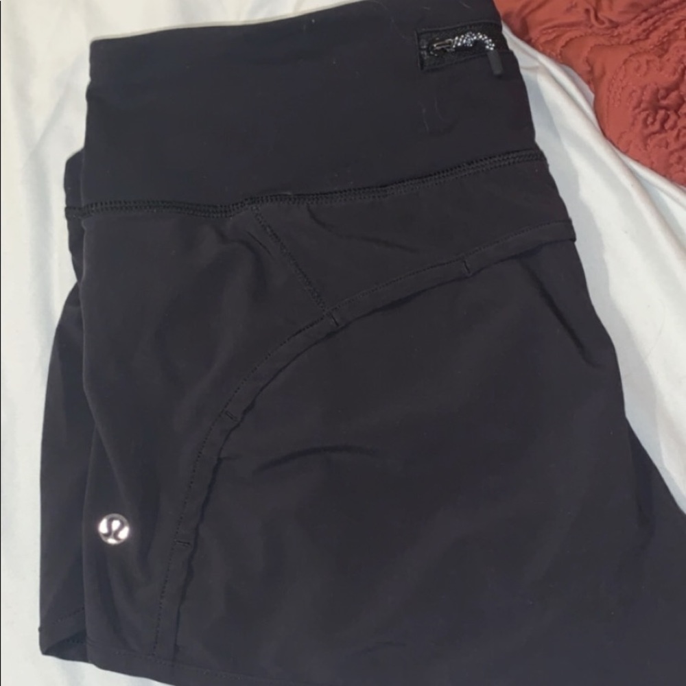 Lululemon black shorts